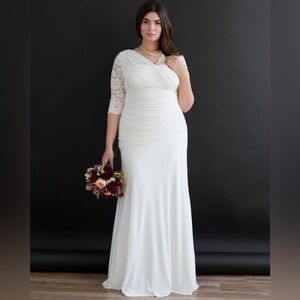 Kiyonna Elegant Aisle Wedding Gown